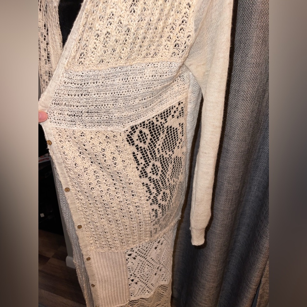 Free People Long Crochet / lace hooded sweater, cardigan, jacket Size S BNWOT - Picture 3 of 7